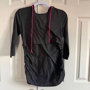 Women’s nursing, gray and pink 3/4 length hooded shirt fits like size small